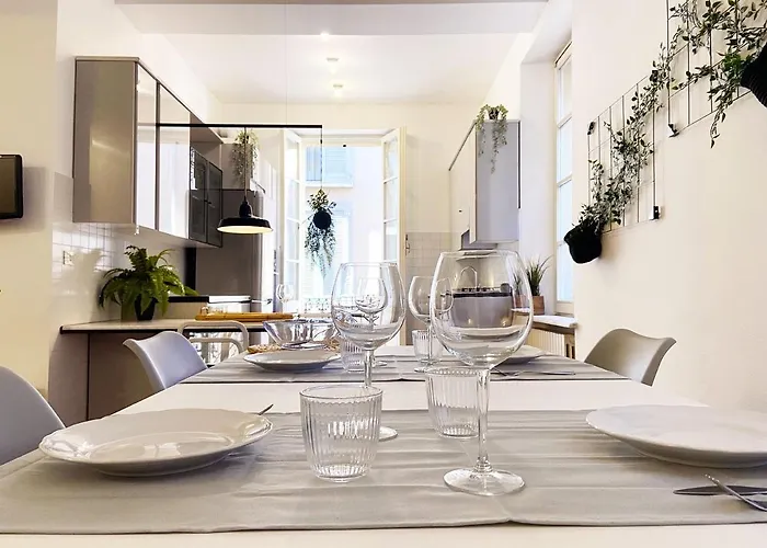 Wild Apartment